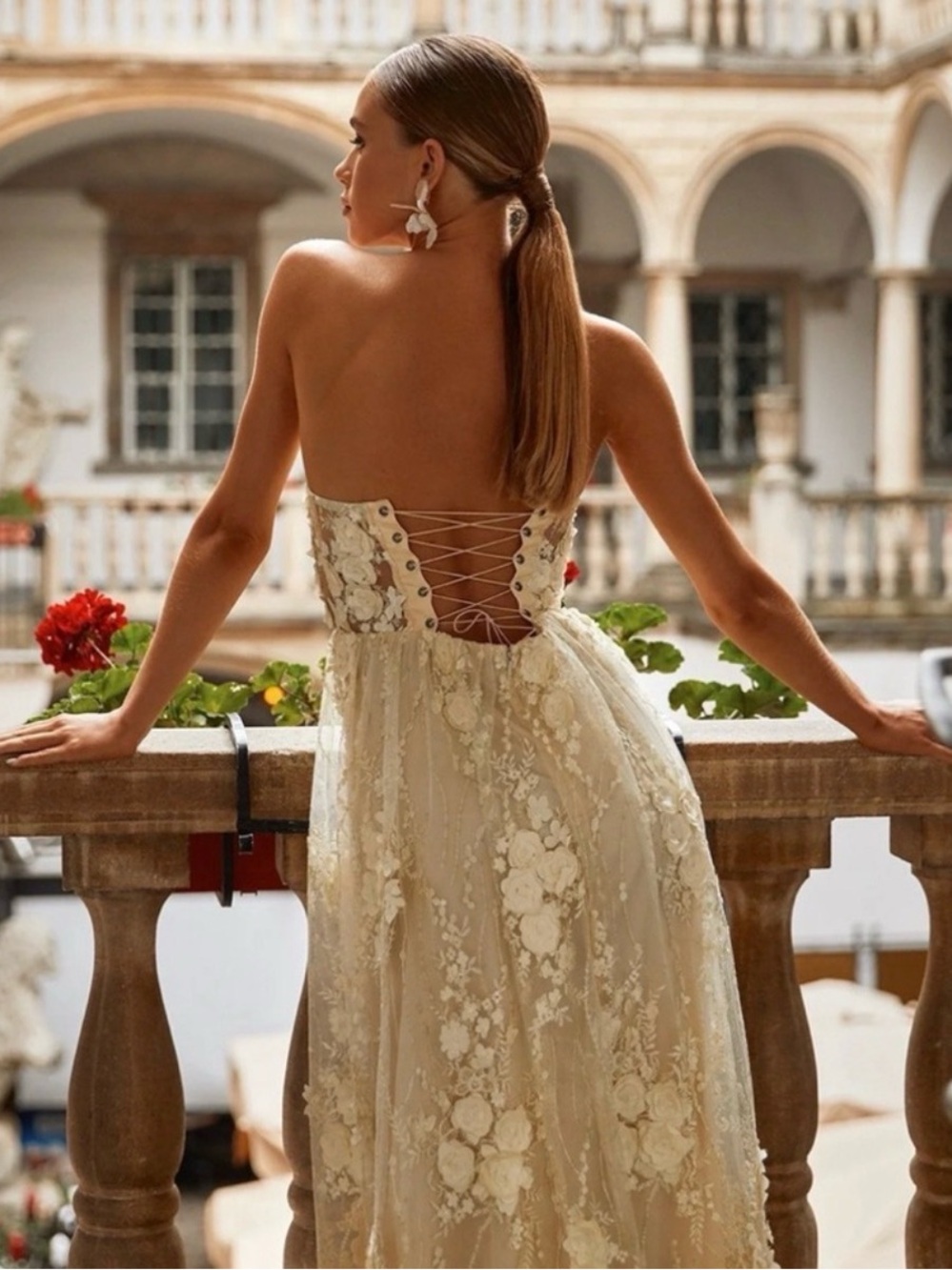 Alamour The Label Backless Lace-Up Cream Floral Evening Gown